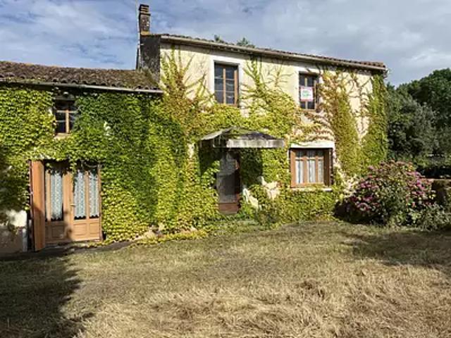 Thiré 85210 Achat / Vente maison 3 pièces t3