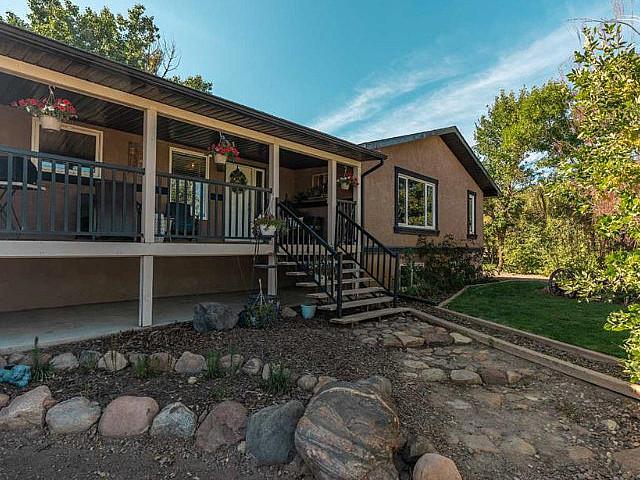 This Acreage Has Everything You Could Think Of And More