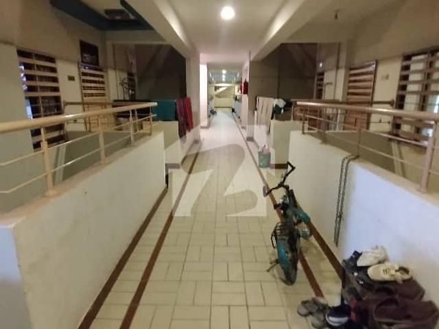 This Is A Corner Apartment, 2 Bed Lounge Lease, And Most Attractive In Price And Location