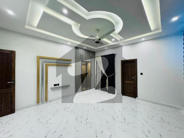 This Is Your Chance To Buy Facing Park House In Citi Housing Society