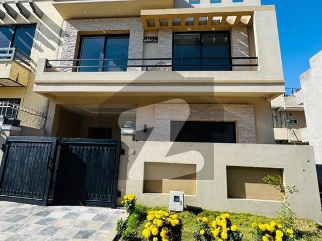 This Is Your Chance To Buy House In D 12/4 Islamabad D 12/4