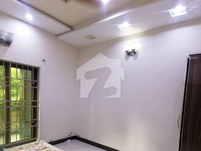 This Is Your Chance To Buy House In Model Town