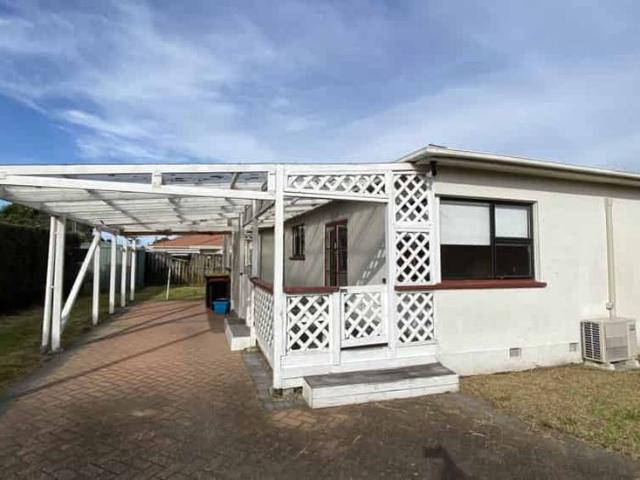 This property offers a convenient and comfortable lifestyle for its residents
