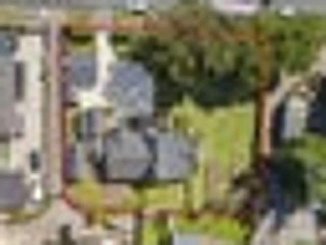 THIS PROPERTY HAS ENORMOUS APPEAL