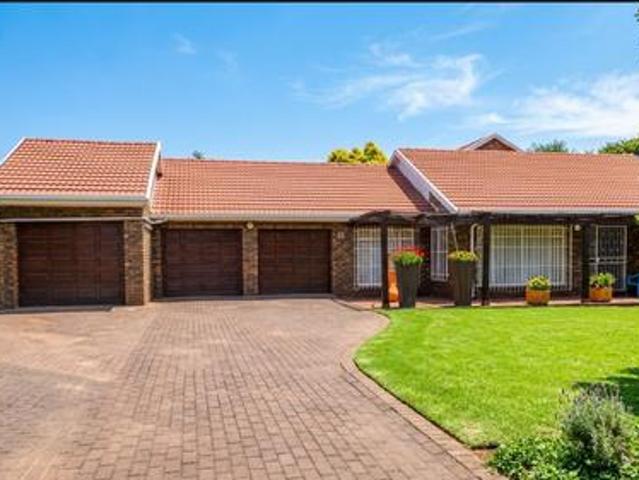 this stunning property in nigel, off.