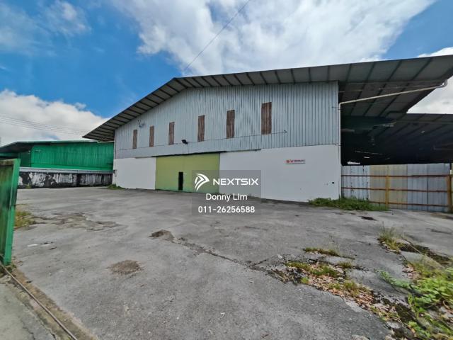 This shop unit is highly suitable for investment, as it offers an excellent ROI of over 5%. At the same time, it is also a great option for own use
