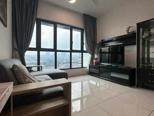 Three33 Residence Condominium Near MRT Shop High ROI Facing Open View
