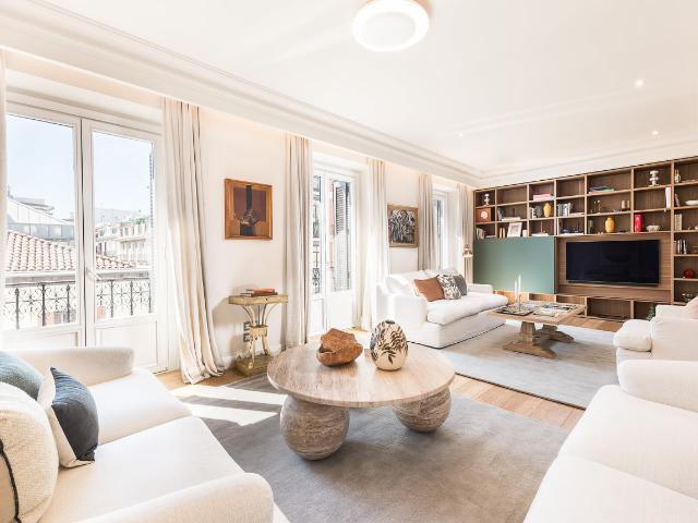 Three bedroom apartment in Fernando VI
