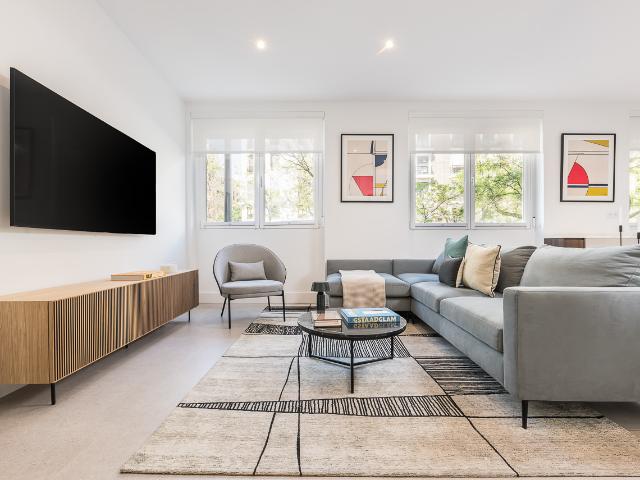 Three bedroom apartment near Retiro Park