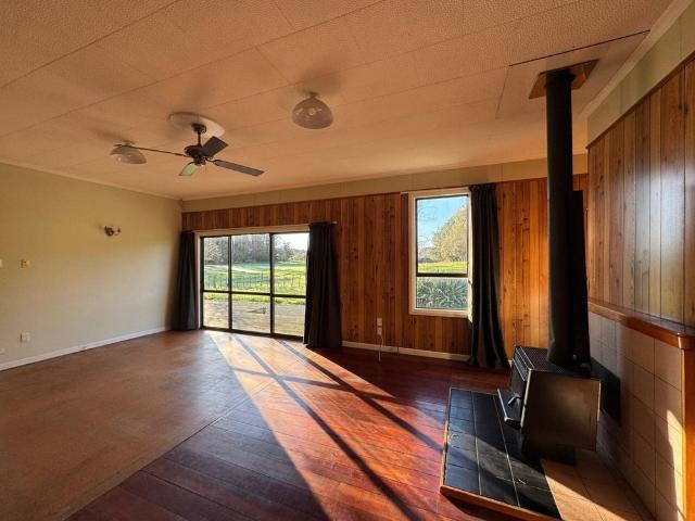 Three bedroom country living in Bulls