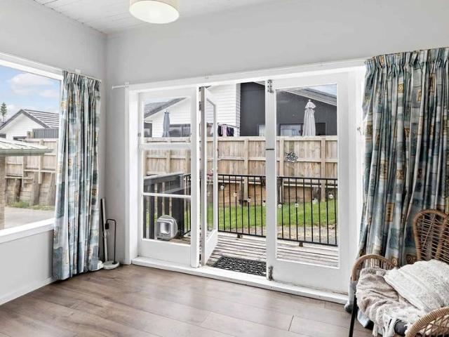Three Bedroom Home Close to Town and Schools