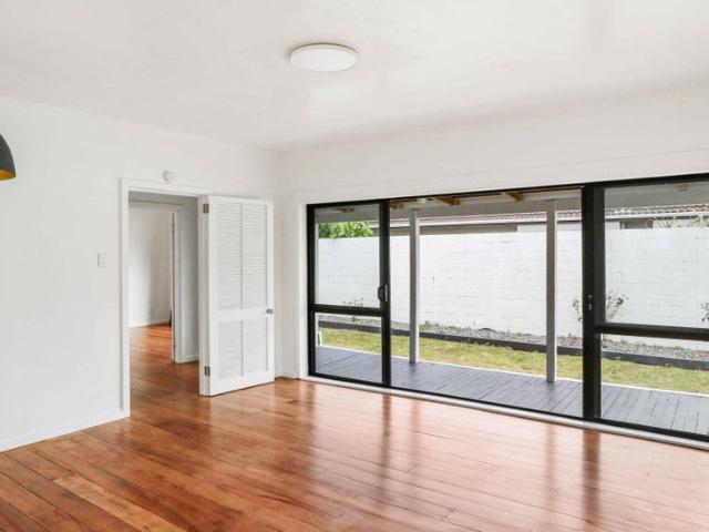 Three bedroom home in Mangere East!