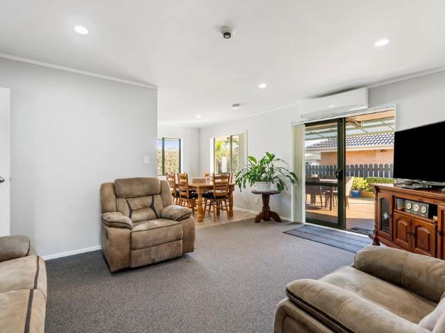 Three bedroom home in Papakura!
