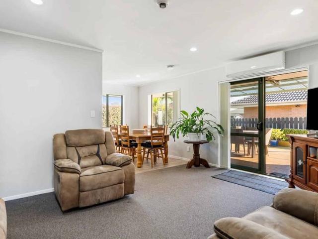 Three bedroom home in Papakura!