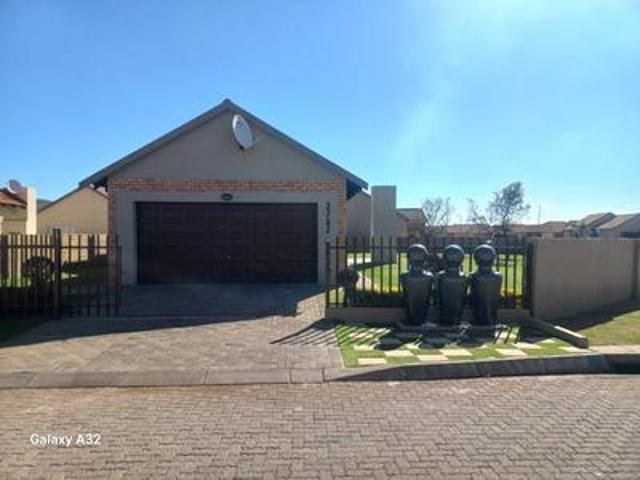 three bedroom house on the market at.