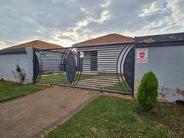three bedroom house on the market in.