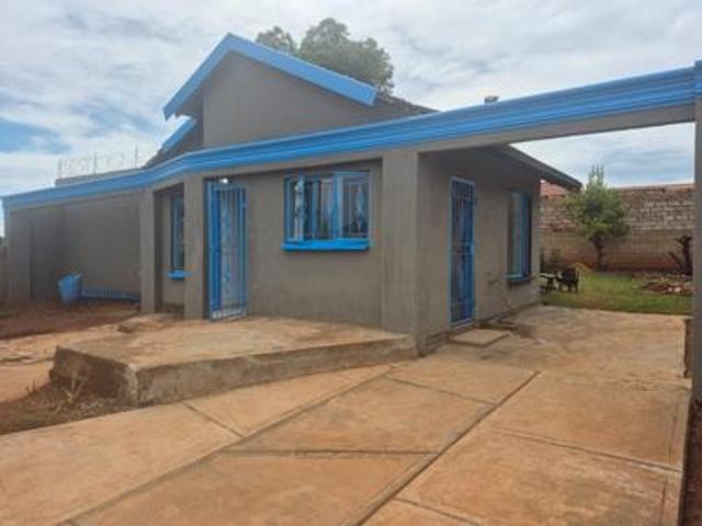 three bedroom house on the market in.