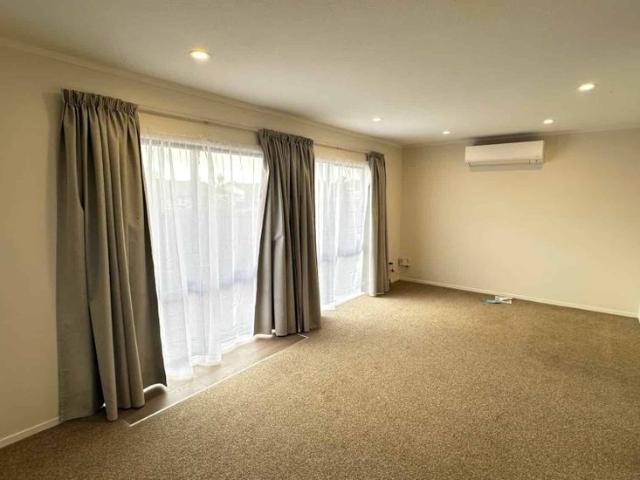 Three bedroom house in Highland Park