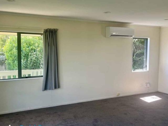 Three Bedroom House Thames