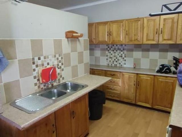 Three bedroom paradise with pool and two flats