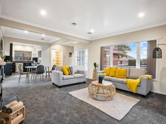 Three bedroom plus two utility rooms in the heart of Papatoetoe!