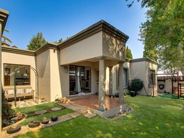 three bedroom single storey cluster