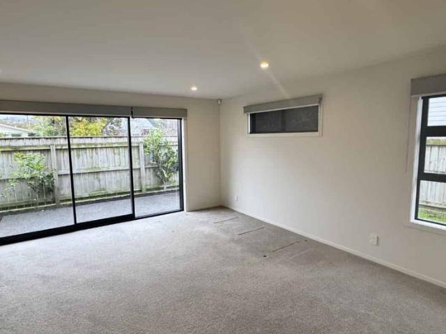 THREE BEDROOM TOWNHOUSE with so much to offer