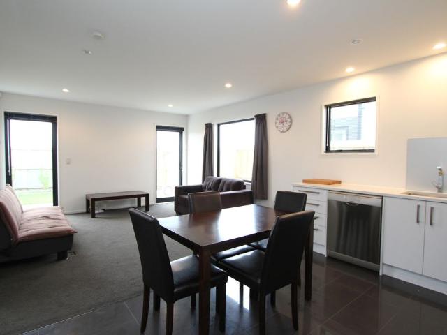 Three Bedroom Townhouse in Faringdon