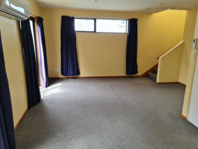 THREE BEDROOM TOWNHOUSE – STUDENT PROPERTY