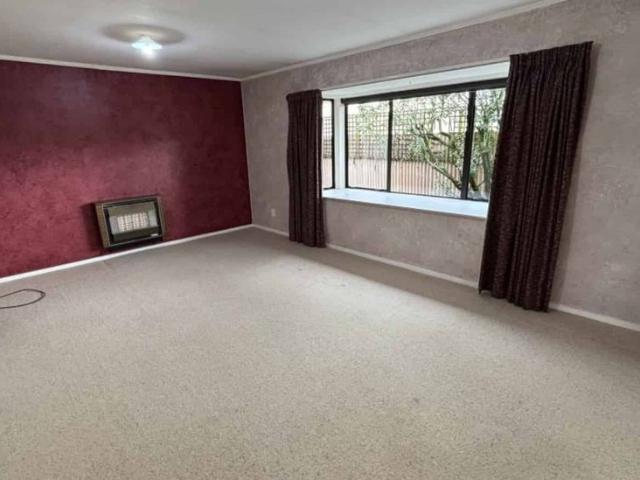 THREE BEDROOMS TAKARO