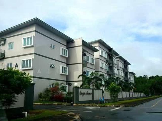 Three Bedrooms Ensyn Avenue