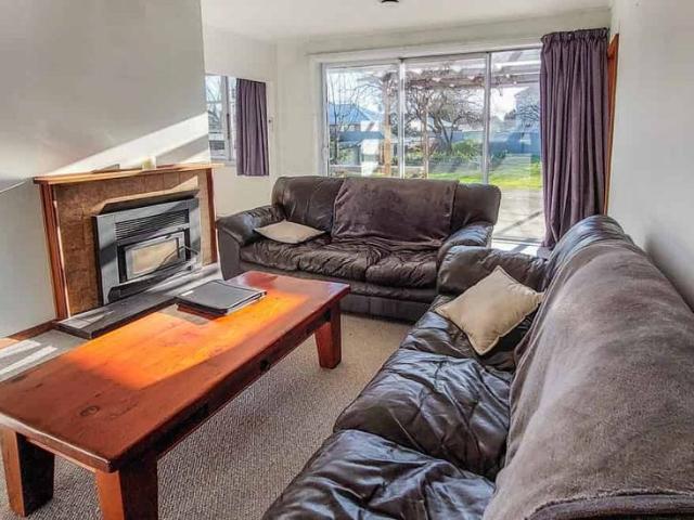 Three Bedrooms in Allenton