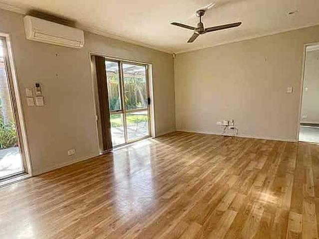 Three bedrooms in Pakuranga