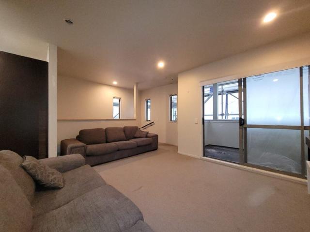 three kings, 1 bedroom