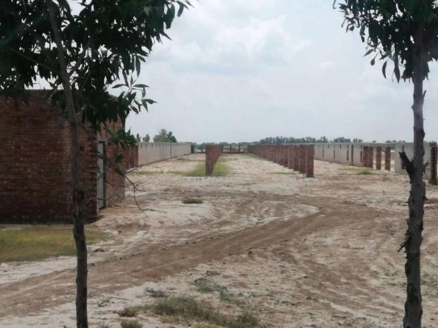 Three lac per kanal farm house plot hot location Lahore DHA 11 Rahbar ID 51976