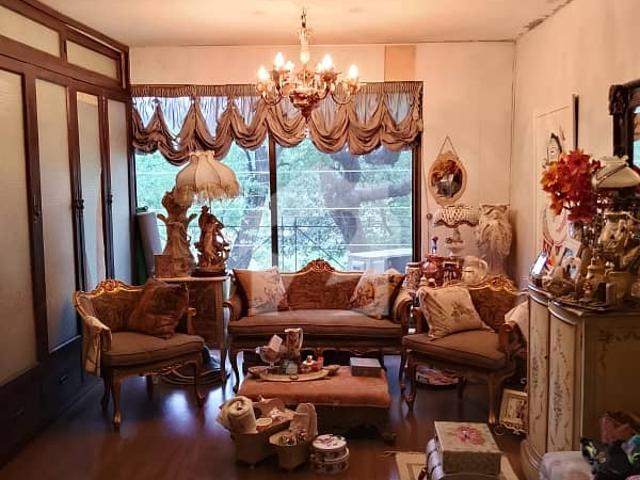 Three Side Open Livable Banglow In Main Cantt