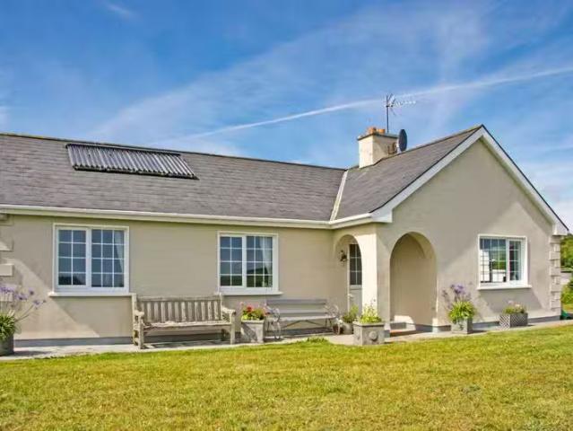 Threegneeves, Leap, Leap, Co. Cork, P81Y302 is for sale