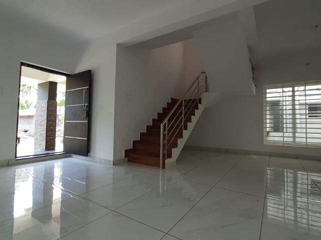 Thrissur Homes 4 Bedroom 2000 Sq. Ft. Independent House in Chembukkav Thrissur Listing ID #8620