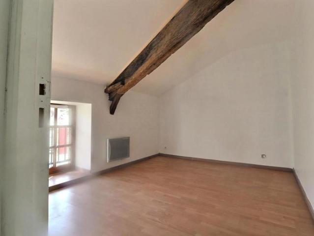 Thueyts, appartement 90m²