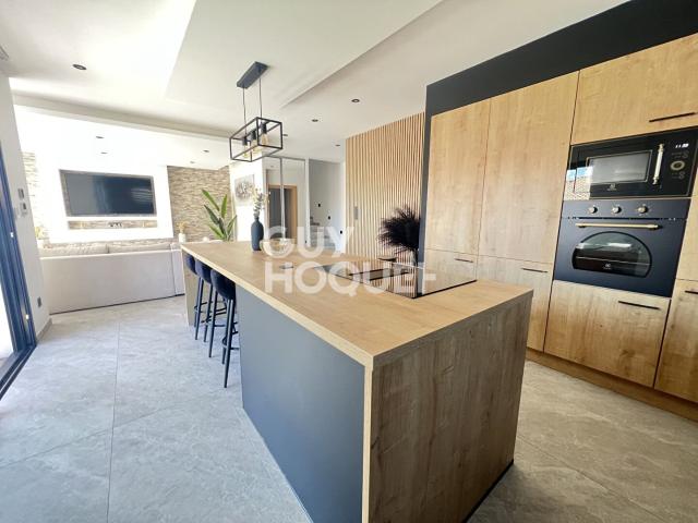 Thuir, à vendre maison récente contemporaine, 5 pièces avec. 124m² Thuir