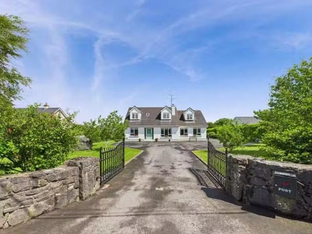 Ti Maros, Cahercrin, Craughwell, Co. Galway, H65Y898 is for sale