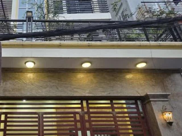 Tìm Nhà Đẹp, Ngõ Oto, Dân Trí Cao? [Mặt Tiền 8m] Lô Góc 70M2 Cổ Nhuế Có Hết!