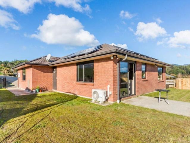timberlea, 3 bedrooms