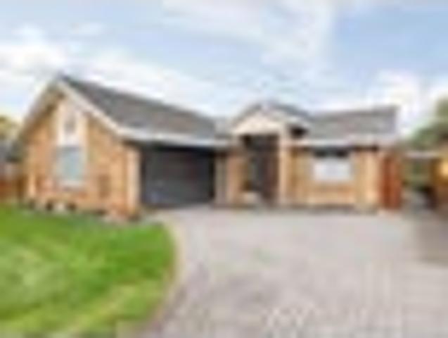 Timeless Appeal – Easy Living on King!