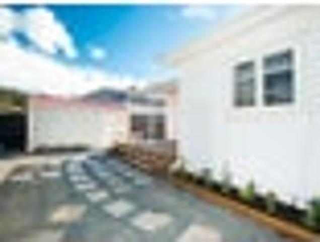 Timeless Charm on a Rare 1012m² section