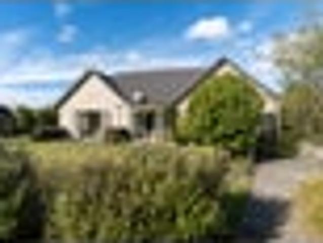 Timeless Design in a Fabulous Location