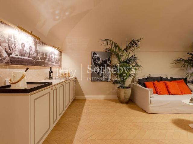 Timeless Elegance, Palazzo Borghese Suite