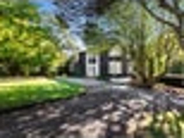 Timeless Grandeur on 3035m2 In Heart Of Hillpark