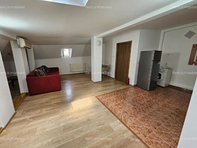 Timpuri Noi/Tineretului/Centrala Proprie/Ap 2 Camere spatios la Mansarda/