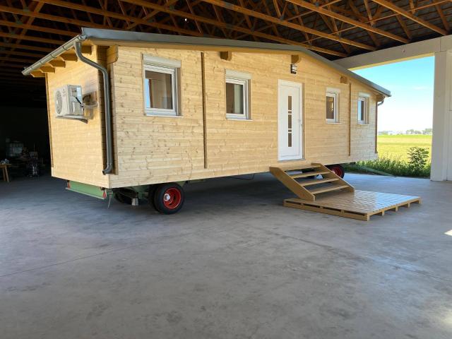 Tiny mobil Holzhaus auf Anhänger Fahrgestell